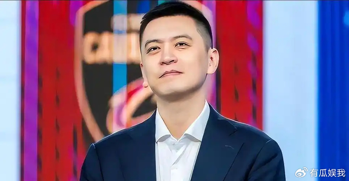kaiyun-重回辽宁指教？现身上海，杨鸣官宣，谁注意他手机观看内容|辽宁男篮|乌戈|新疆男篮|深圳男篮|山西男篮_新浪体育_新浪新闻